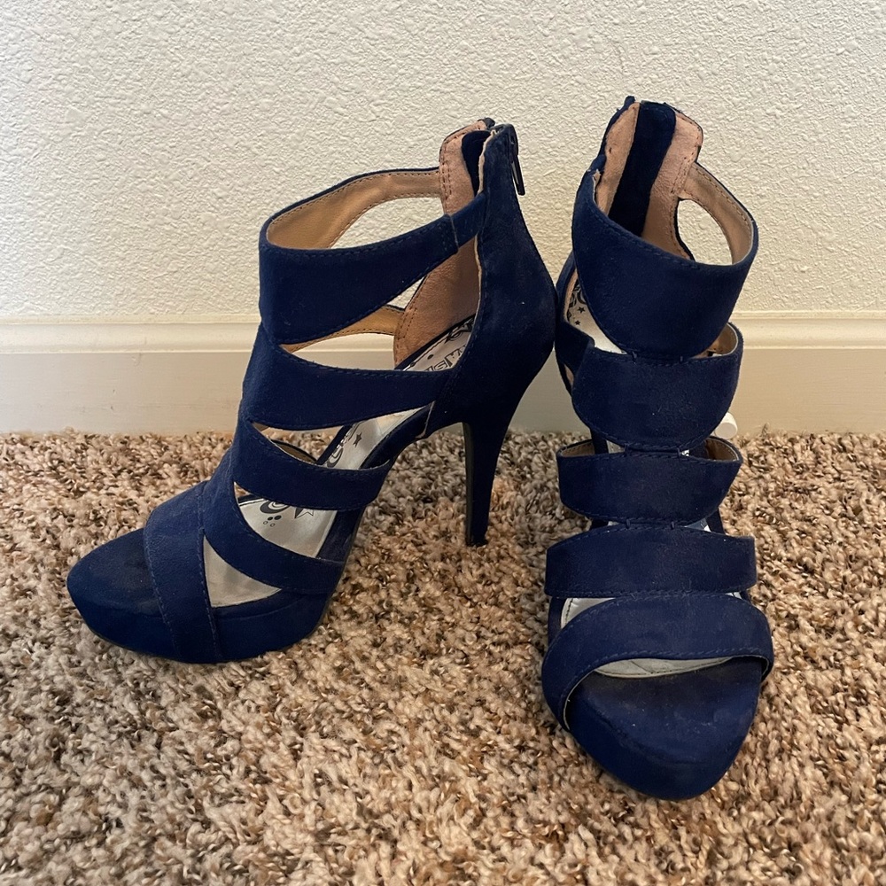 Blue 4 inch high heels - size 7